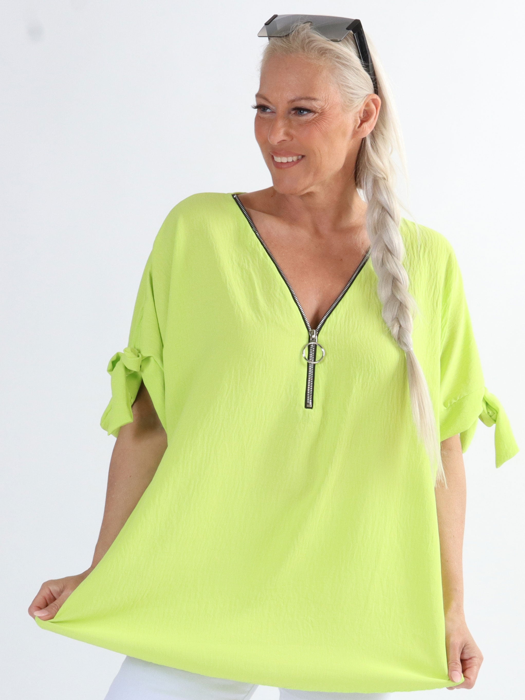 Frankie - Plus size tunika med lynlås og sløje på ærmerne